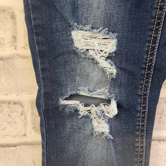 Women’s Junior’s Wax Jean dark wash distressed ankle jeans Size 7 - Picture 3 of 8